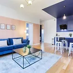 Blue Design 2Bdr Flat In The Heart Of Bastille